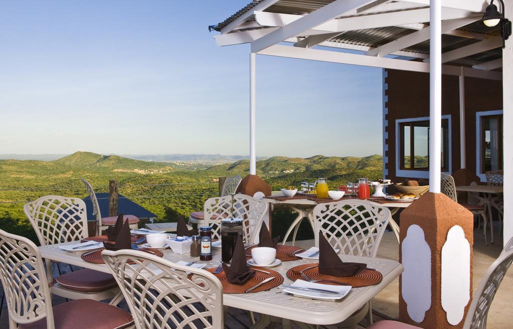 River Crossing Lodge Windhoek Exterior foto